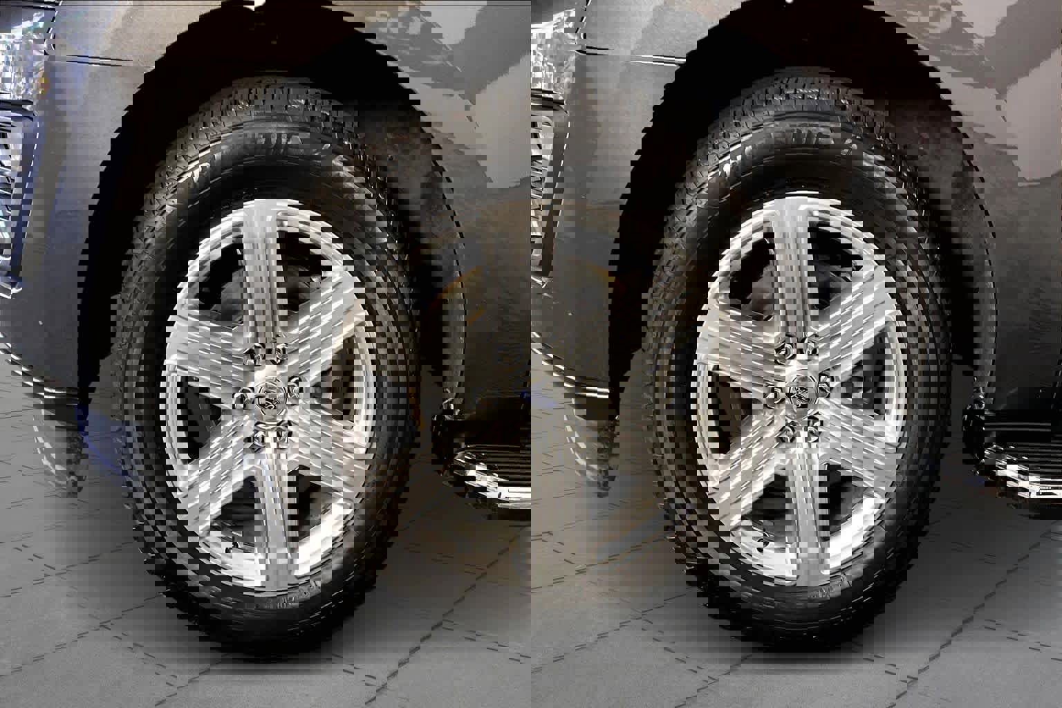 Used 2019 Ford Expedition XLT w/ Equipment Group 202A image 11