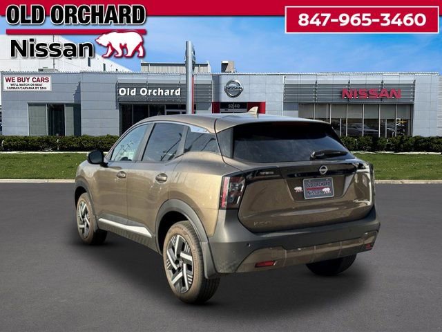 Used 2025 Nissan Kicks SV w/ Interior Electronics Package FWD image 7