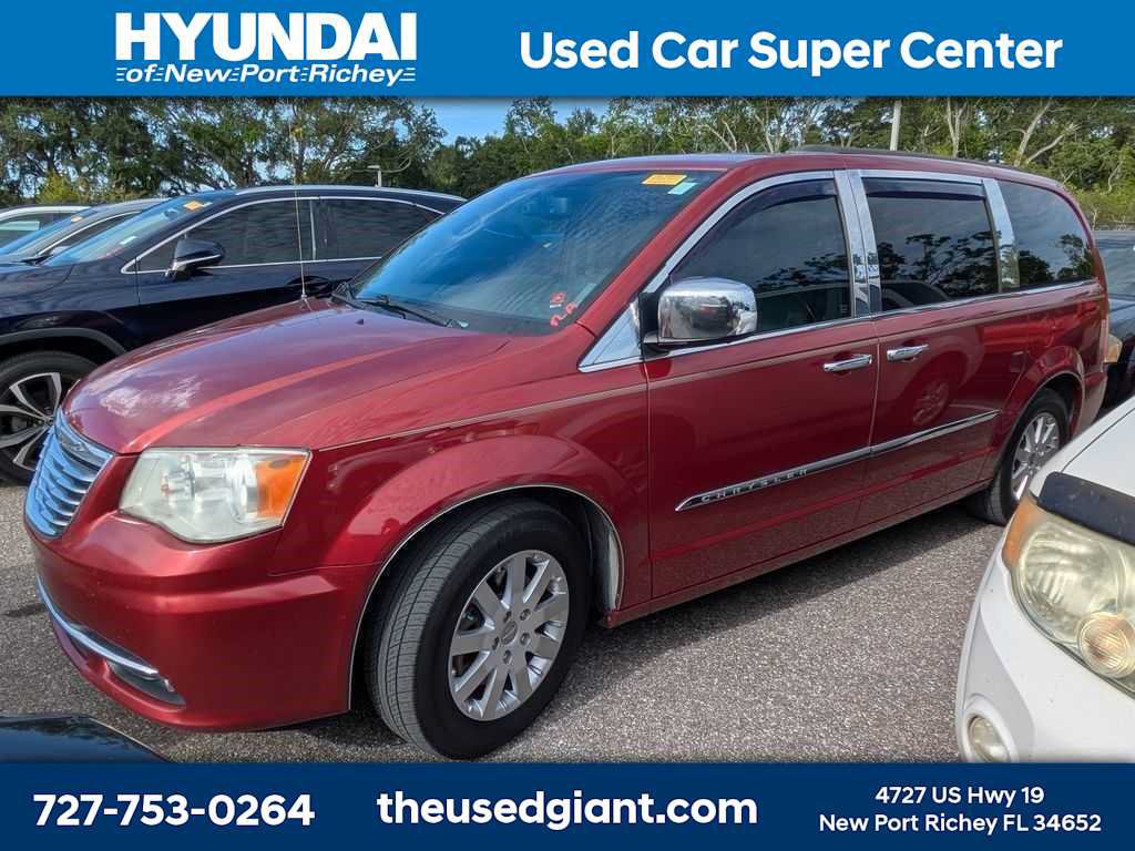 Used 2014 Chrysler Town & Country Touring