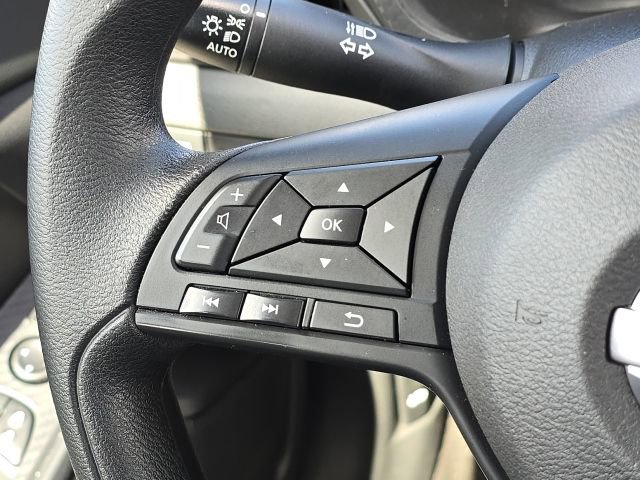 Used 2025 Nissan Sentra S FWD image 29