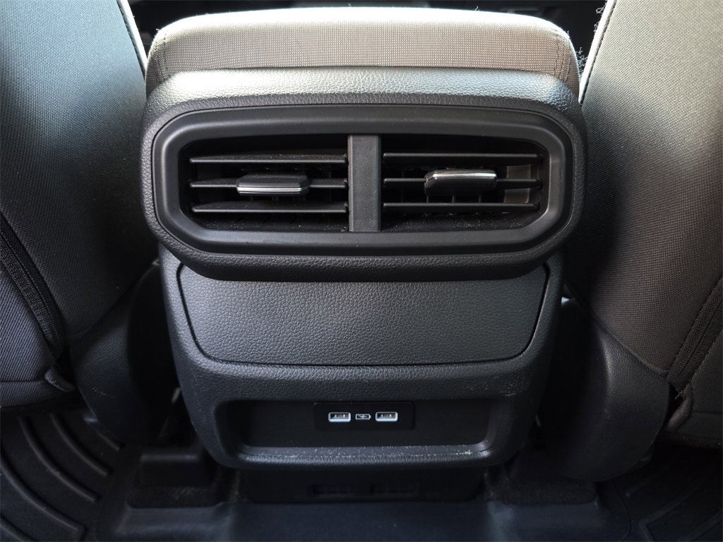 Used 2023 Honda Pilot LX image 17