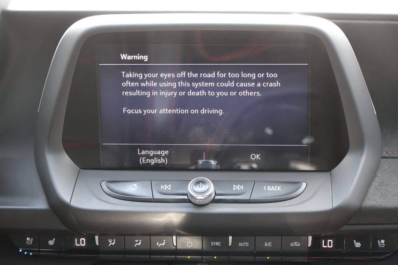 Used 2022 Chevrolet Camaro ZL1 RWD image 18