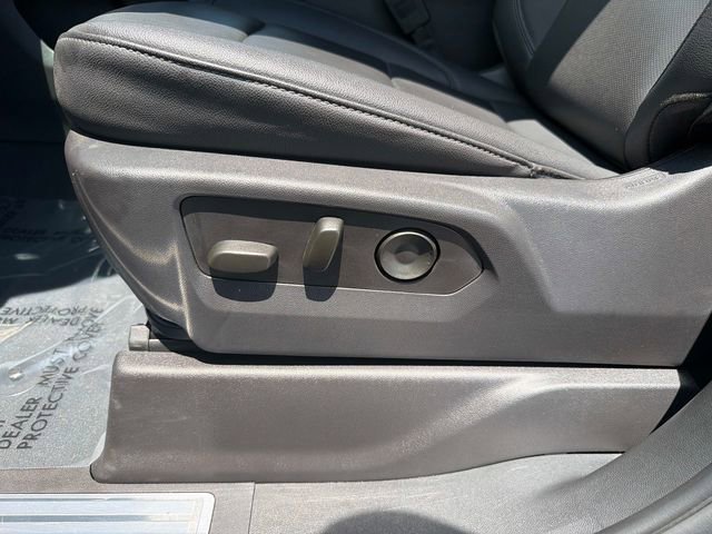 Used 2025 GMC Sierra 1500 SLT w/ SLT Premium Plus Package AWD/4WD image 19