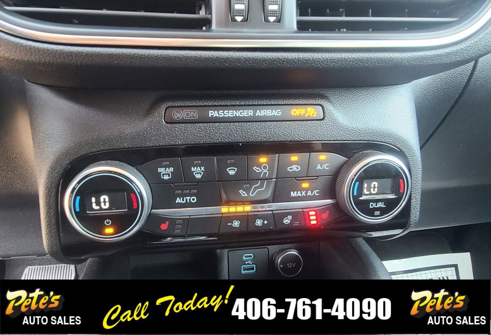 Used 2021 Ford Escape Titanium AWD/4WD image 25