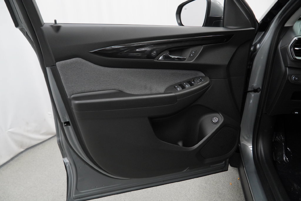 New 2026 Chevrolet TrailBlazer LT w/ Convenience Package FWD image 29