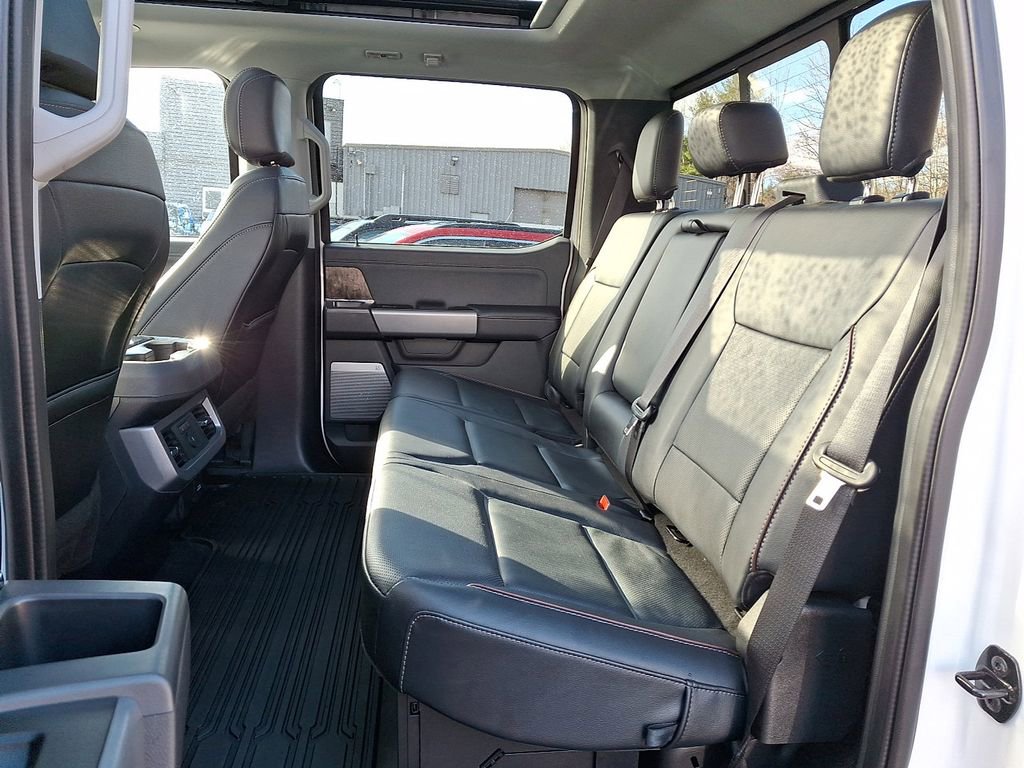 Used 2023 Ford F350 Lariat w/ Lariat Ultimate Package AWD/4WD image 10