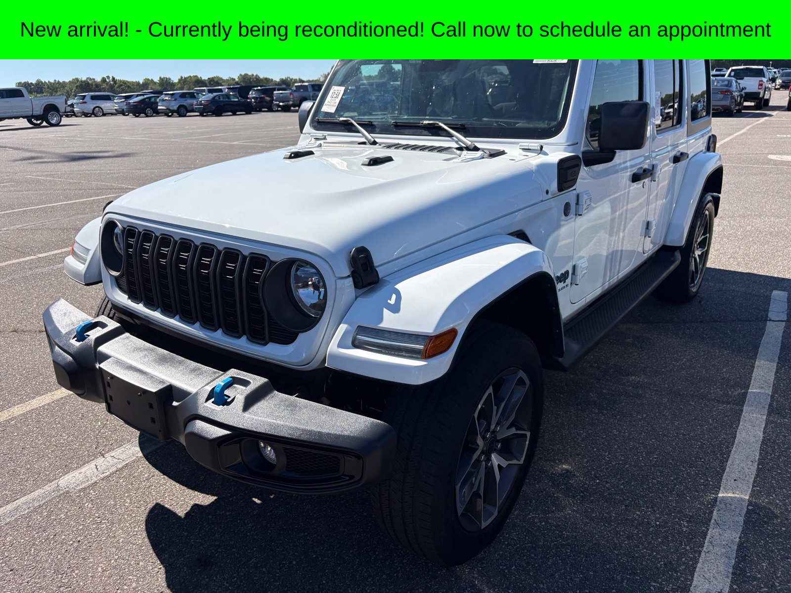 Used 2024 Jeep Wrangler Unlimited w/ Dual Top Group AWD/4WD image 6