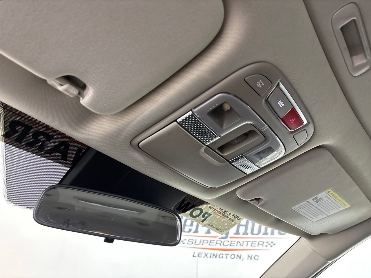 Used 2025 Kia Telluride S AWD/4WD image 26