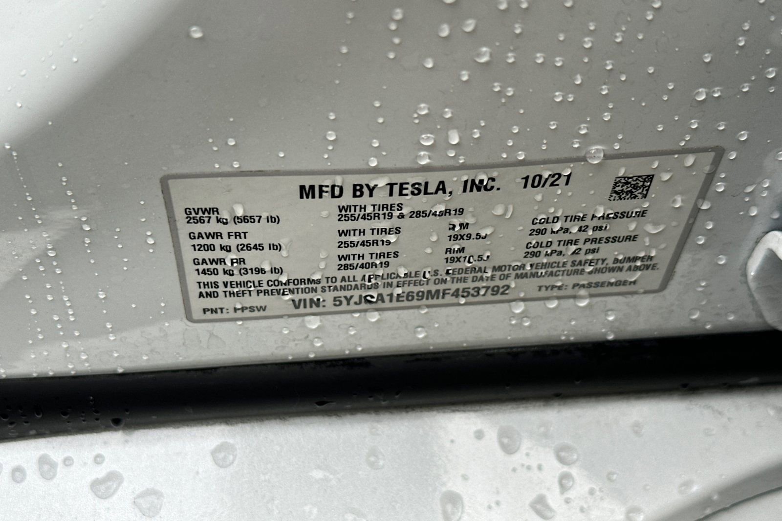 Used 2021 Tesla Model S Plaid image 27