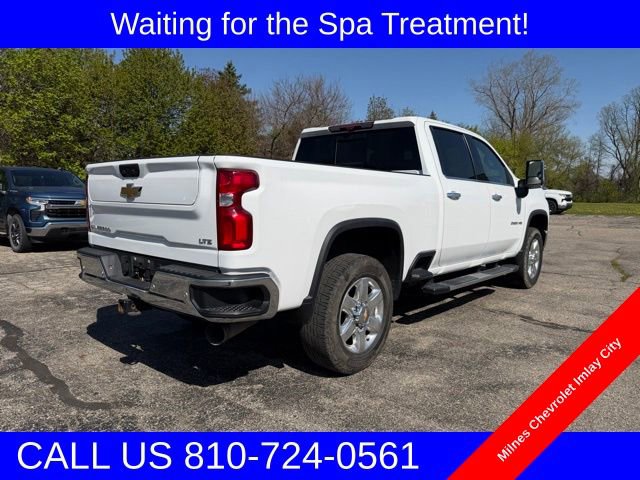 Used 2022 Chevrolet Silverado 2500 LTZ w/ LTZ Plus Package AWD/4WD image 3