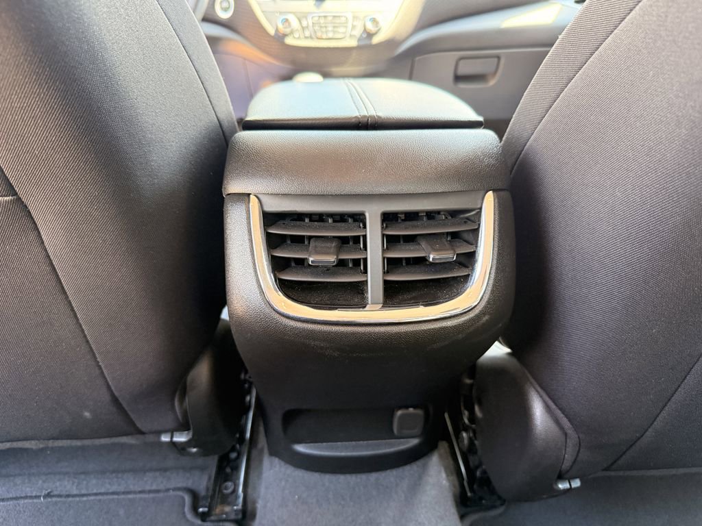 Used 2024 Chevrolet Malibu LT w/ Sport Edition FWD image 27