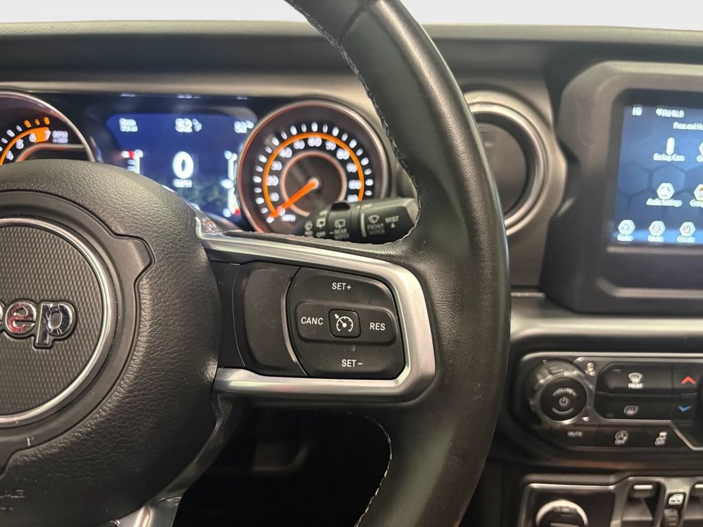 Used 2019 Jeep Wrangler Unlimited Sahara w/ Safety Group AWD/4WD image 37