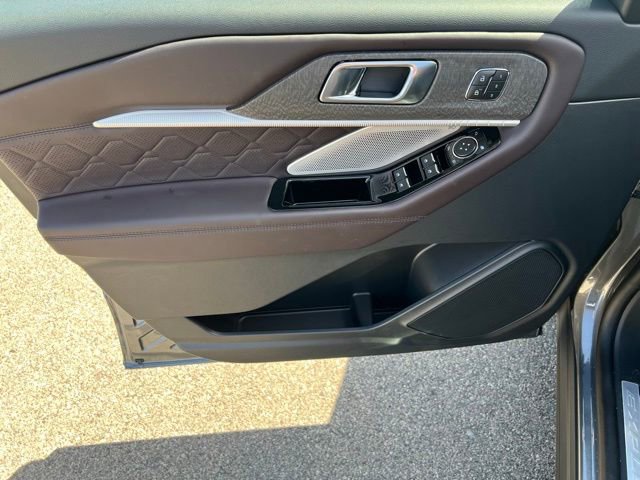 New 2026 Ford Explorer Platinum AWD/4WD image 24