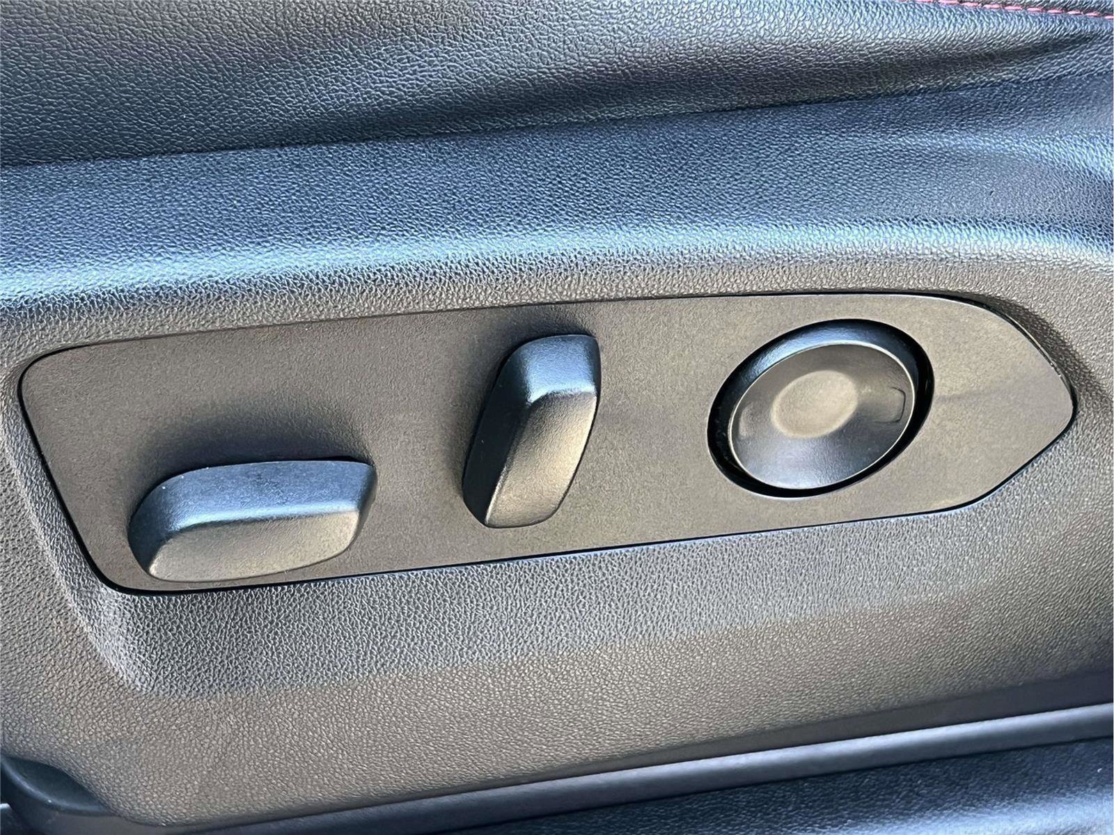 Used 2022 Chevrolet Tahoe RST image 21