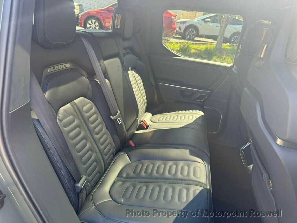 Used 2022 Rivian R1T Launch Edition image 17