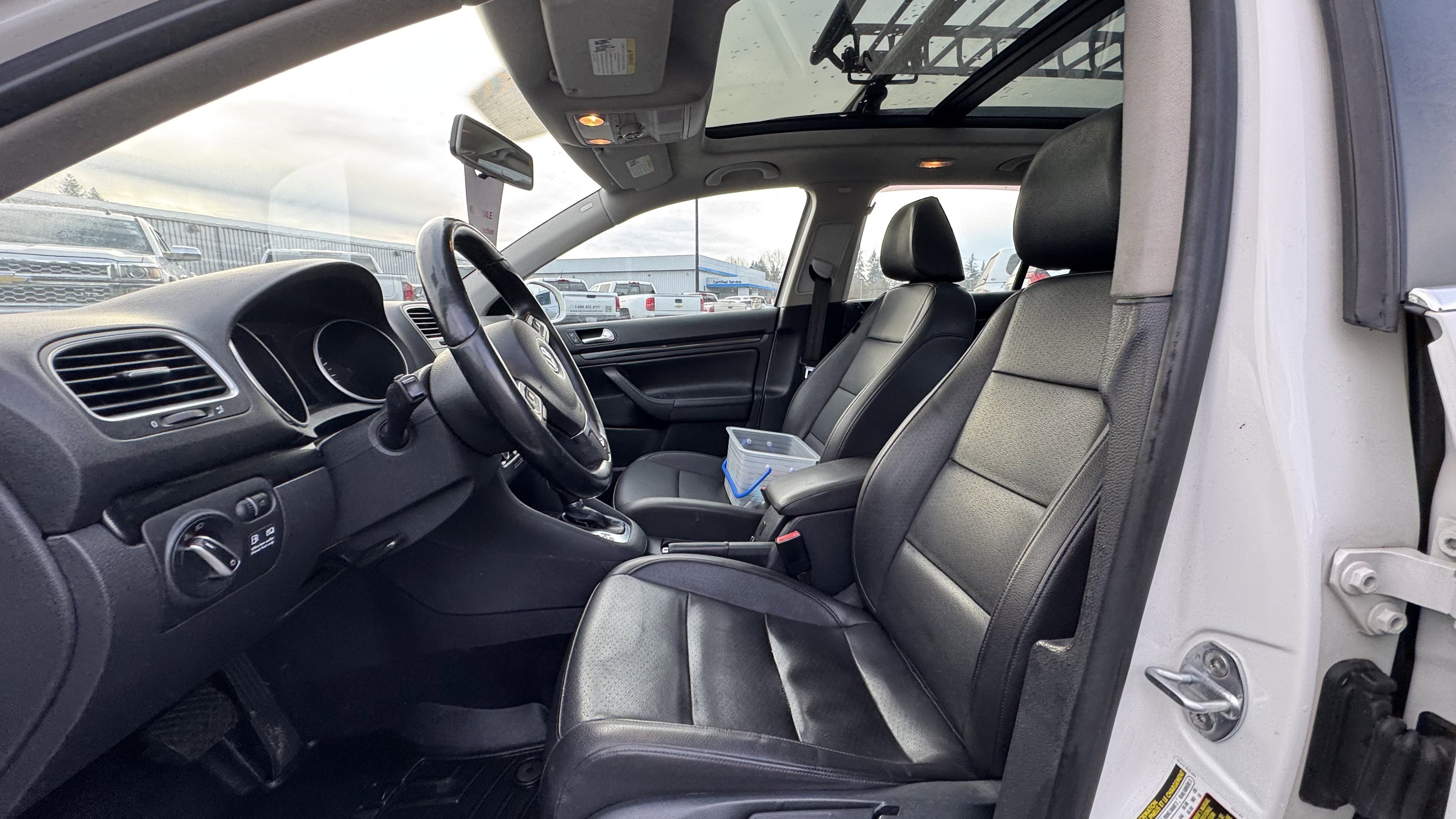 Used 2012 Volkswagen Jetta TDI image 15