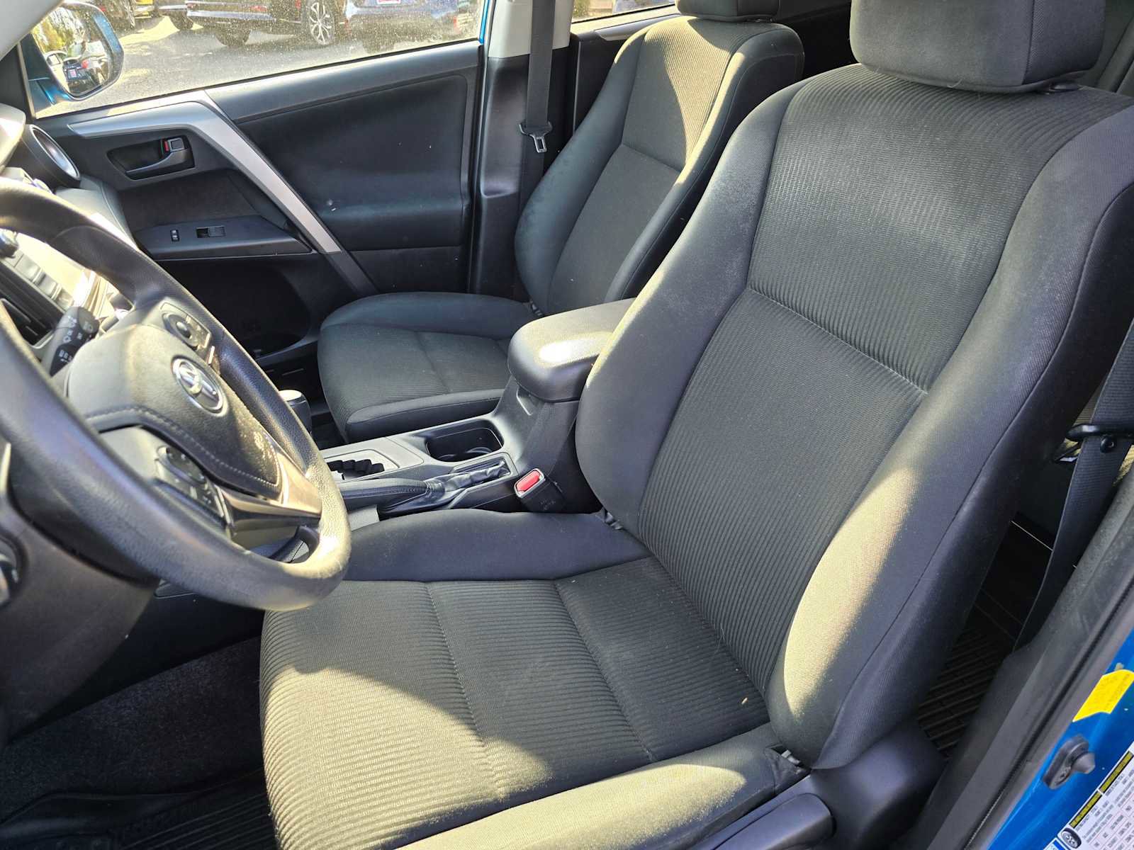 Certified 2017 Toyota RAV4 LE AWD/4WD image 25
