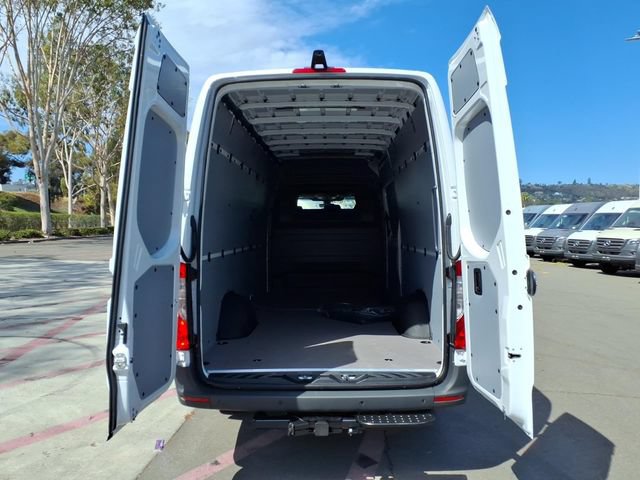 New 2026 Mercedes-Benz Sprinter 2500 image 21