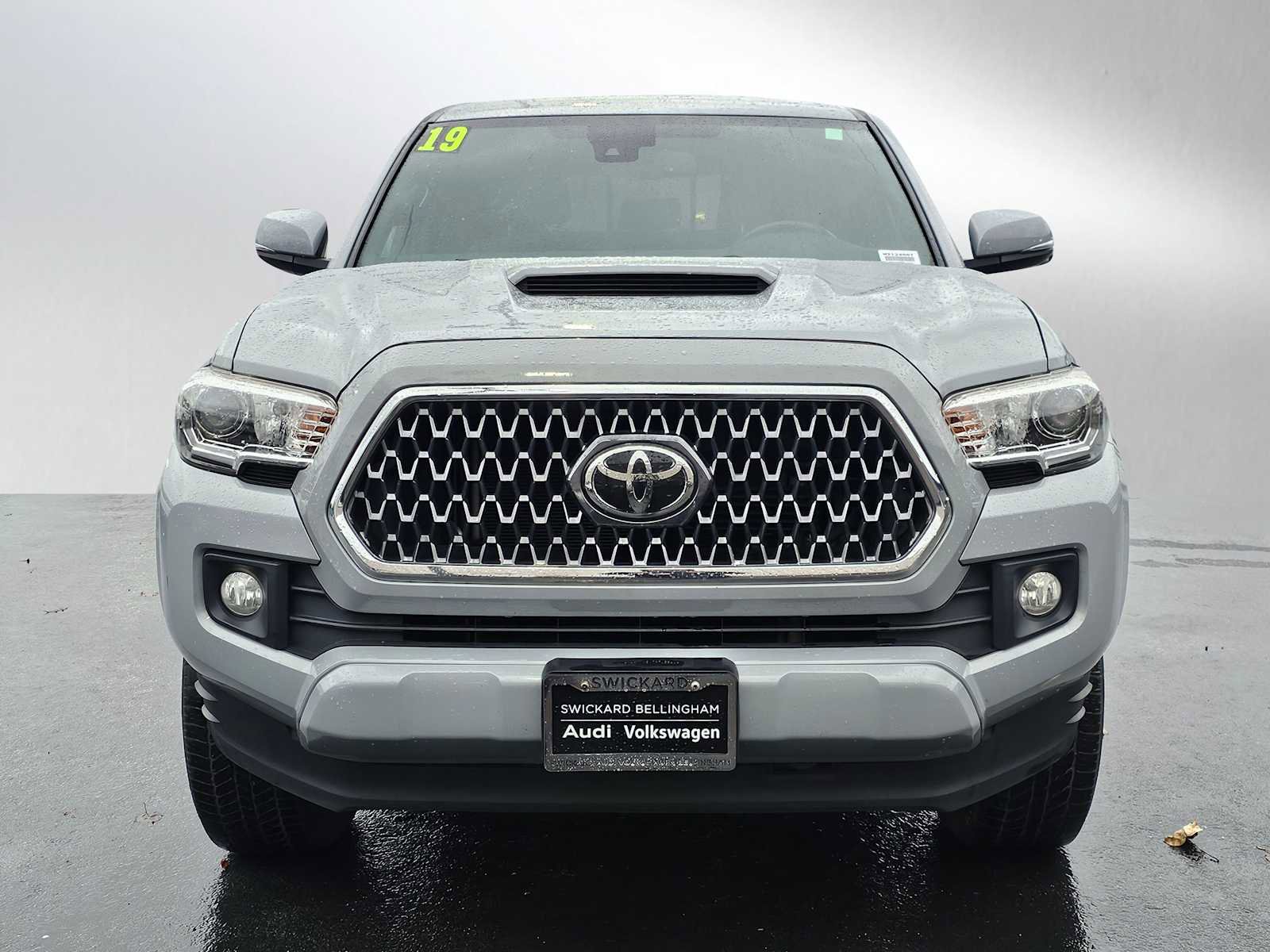 Used 2019 Toyota Tacoma TRD Sport image 8