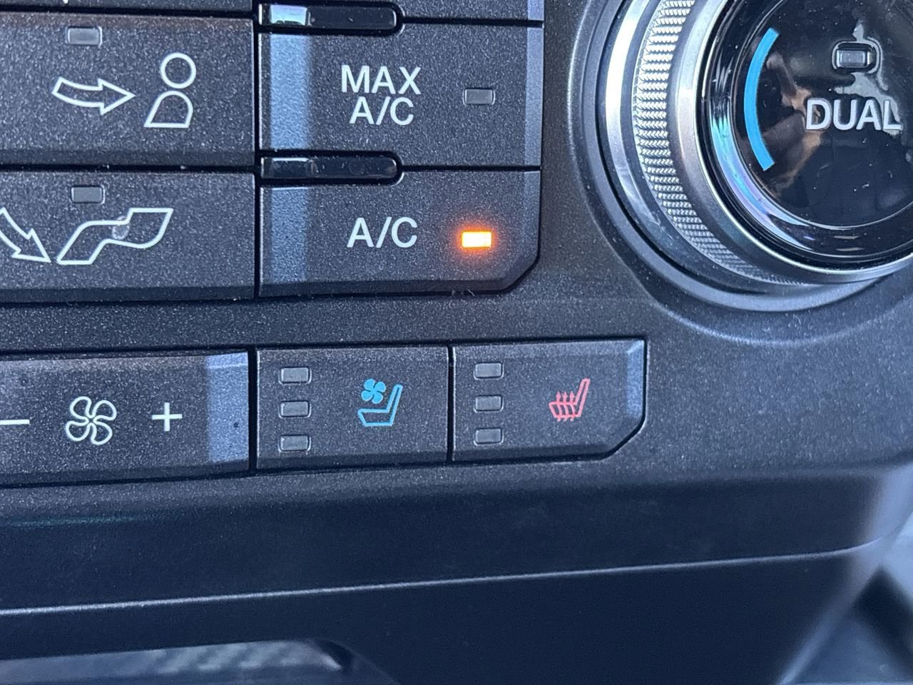 Used 2019 Ford F150 Lariat w/ Equipment Group 502A Luxury image 24