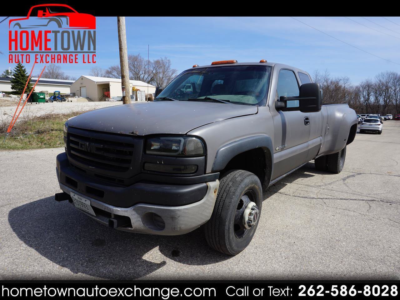 Used 2004 GMC Sierra 3500 4x4 Extended Cab w/ Heavy-Duty Power Package image 1