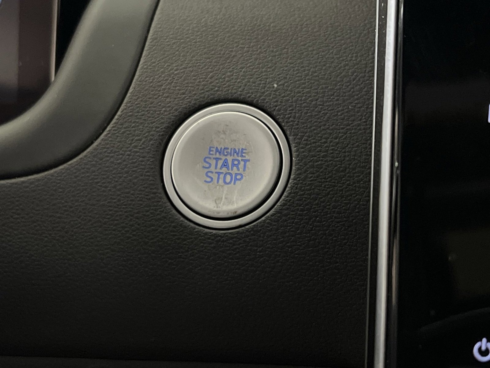 Used 2022 Hyundai Santa Cruz SEL w/ Activity Package image 31