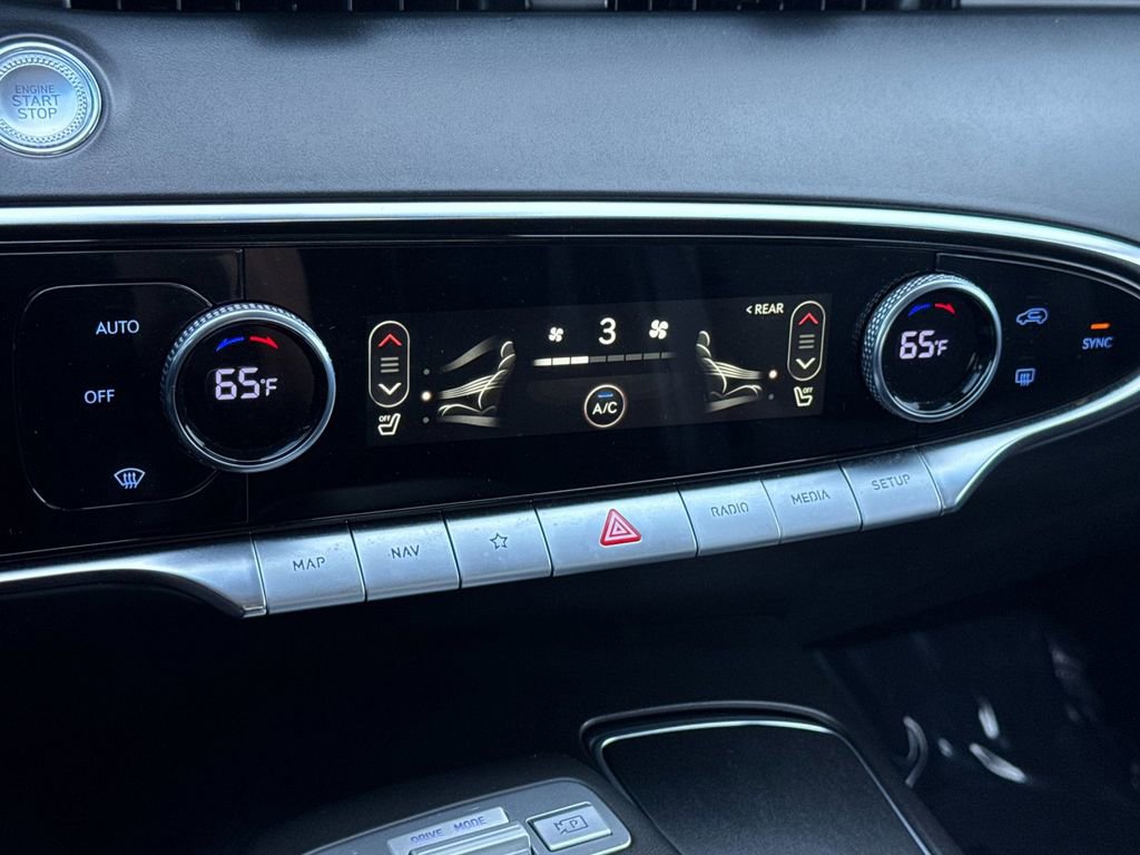 Used 2025 Genesis GV70 2.5T image 19