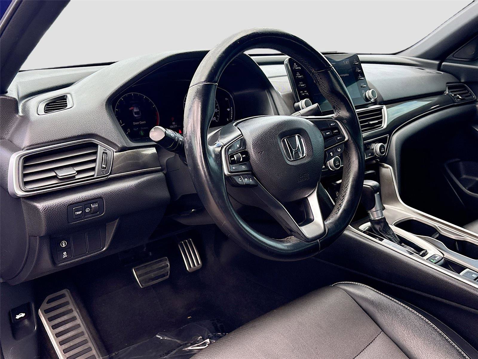 Used 2018 Honda Accord Sport image 19