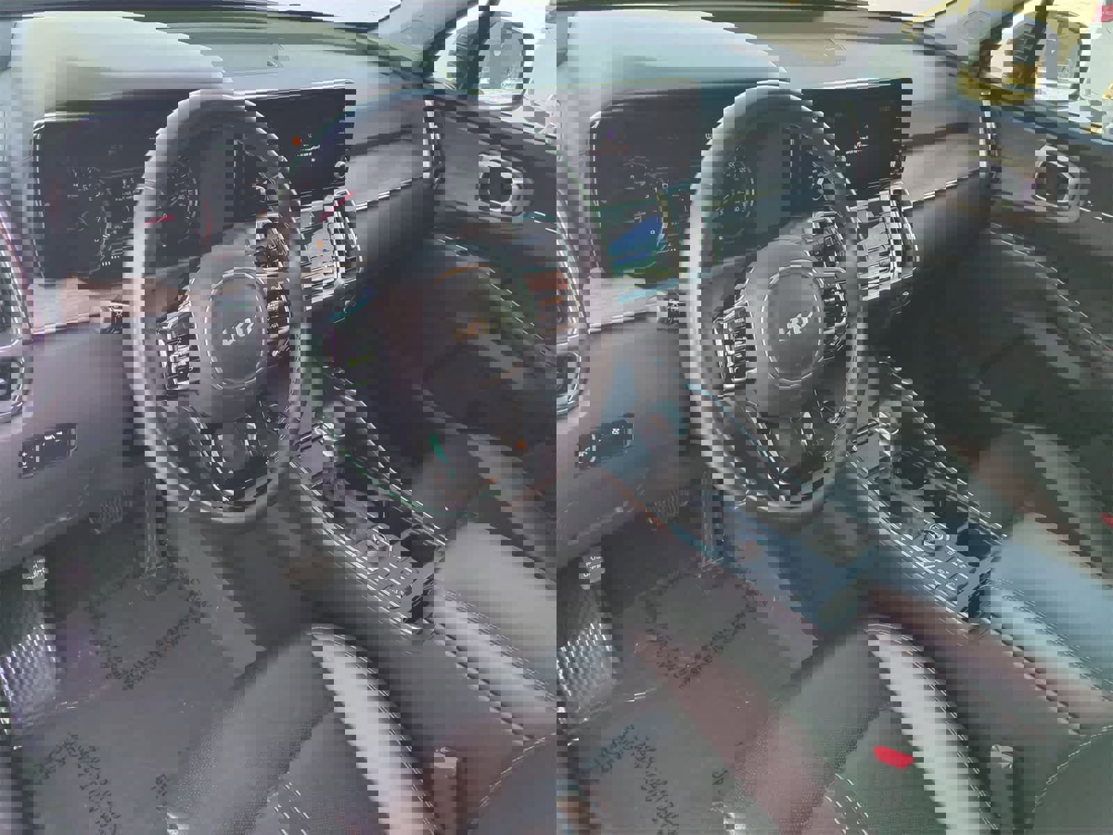 Used 2022 Kia Sorento S image 10