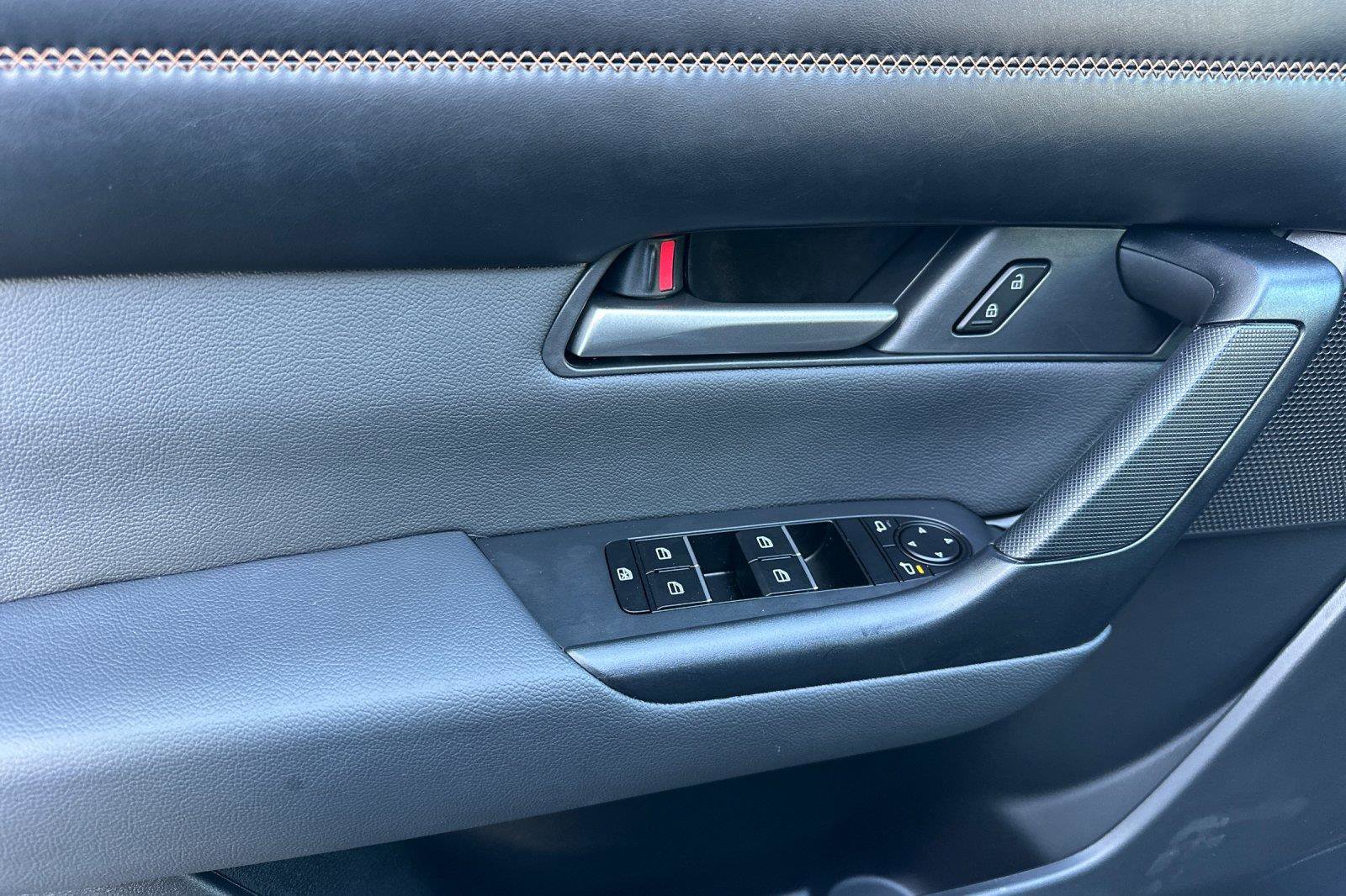 Certified 2025 MAZDA CX-50 AWD 2.5 Hybrid w/ Weather Package image 11