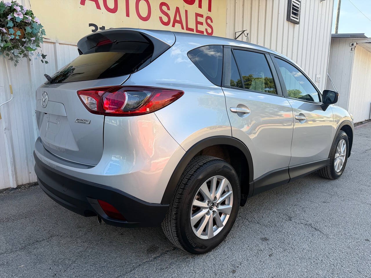 Used 2016 MAZDA CX-5 Sport w/ Rear Camera Package FWD image 5