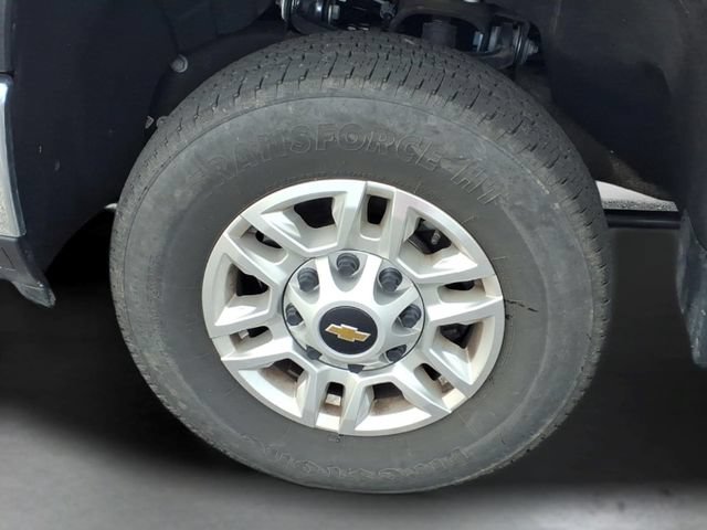 Used 2025 Chevrolet Silverado 2500 LT w/ Convenience Package AWD/4WD image 18