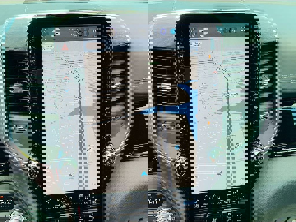 New 2025 RAM 1500 Laramie w/ Night Edition image 18