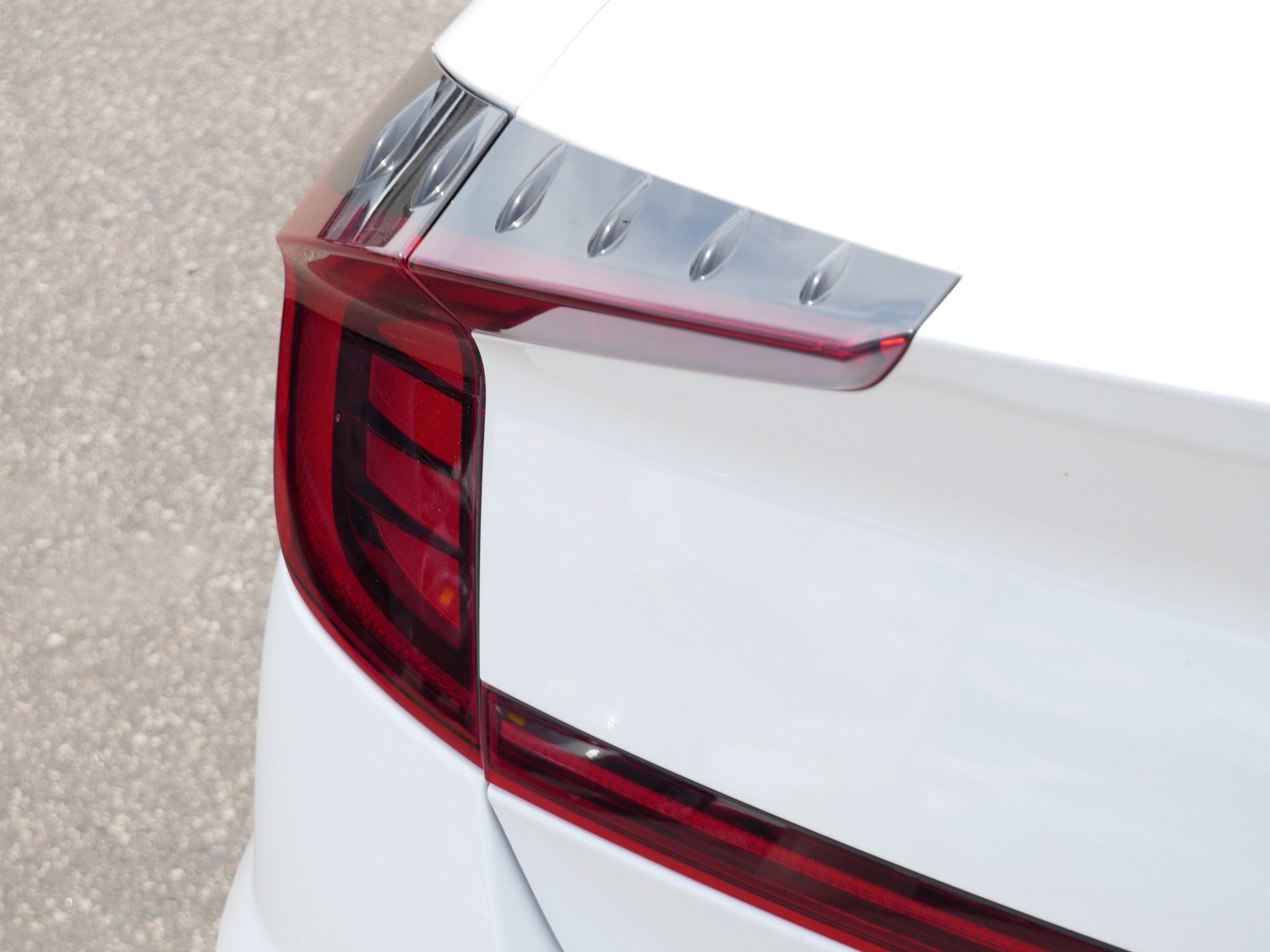 Used 2022 Hyundai Sonata Limited FWD image 17
