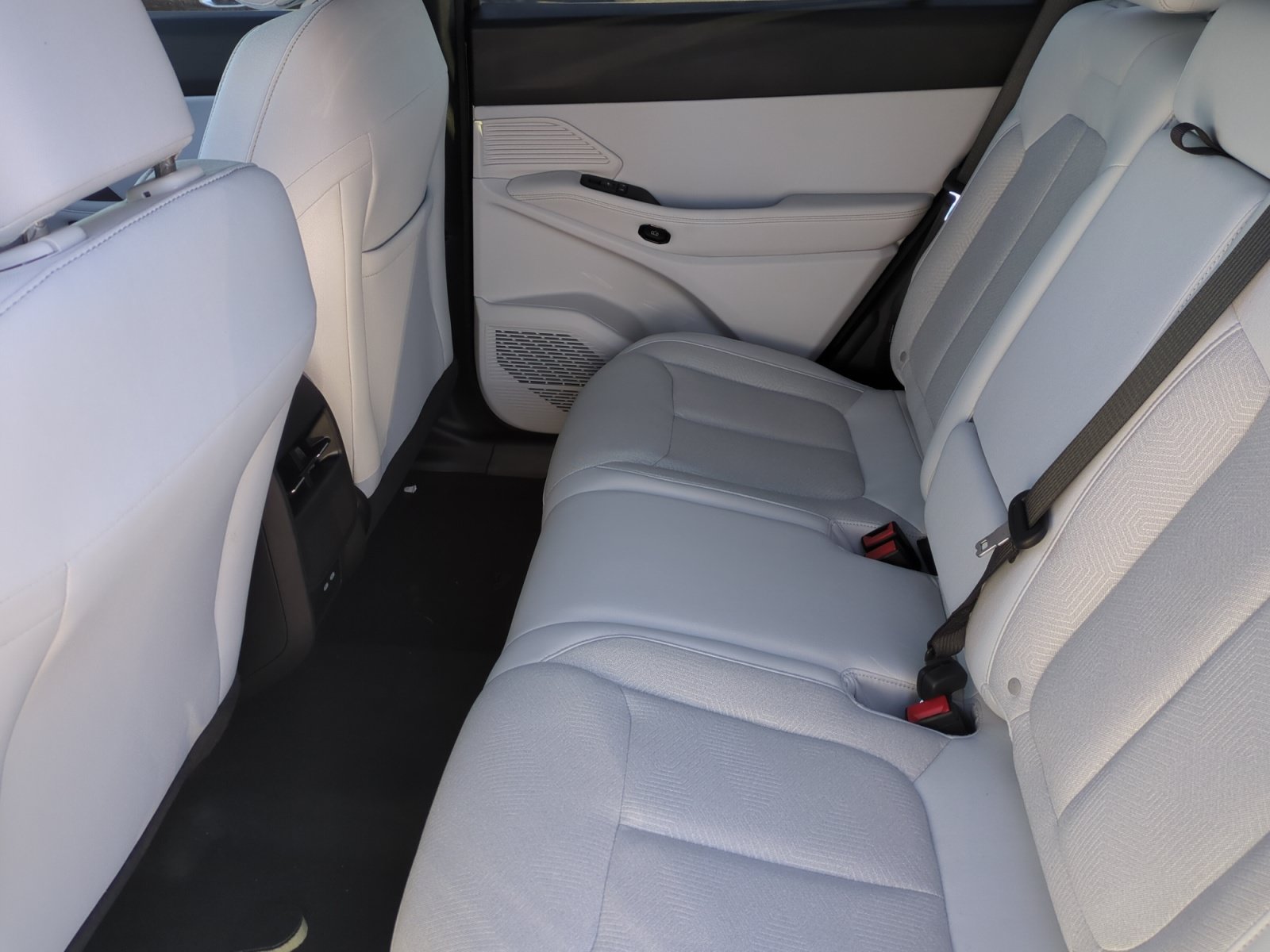 New 2026 Jeep Cherokee Laredo AWD/4WD image 17