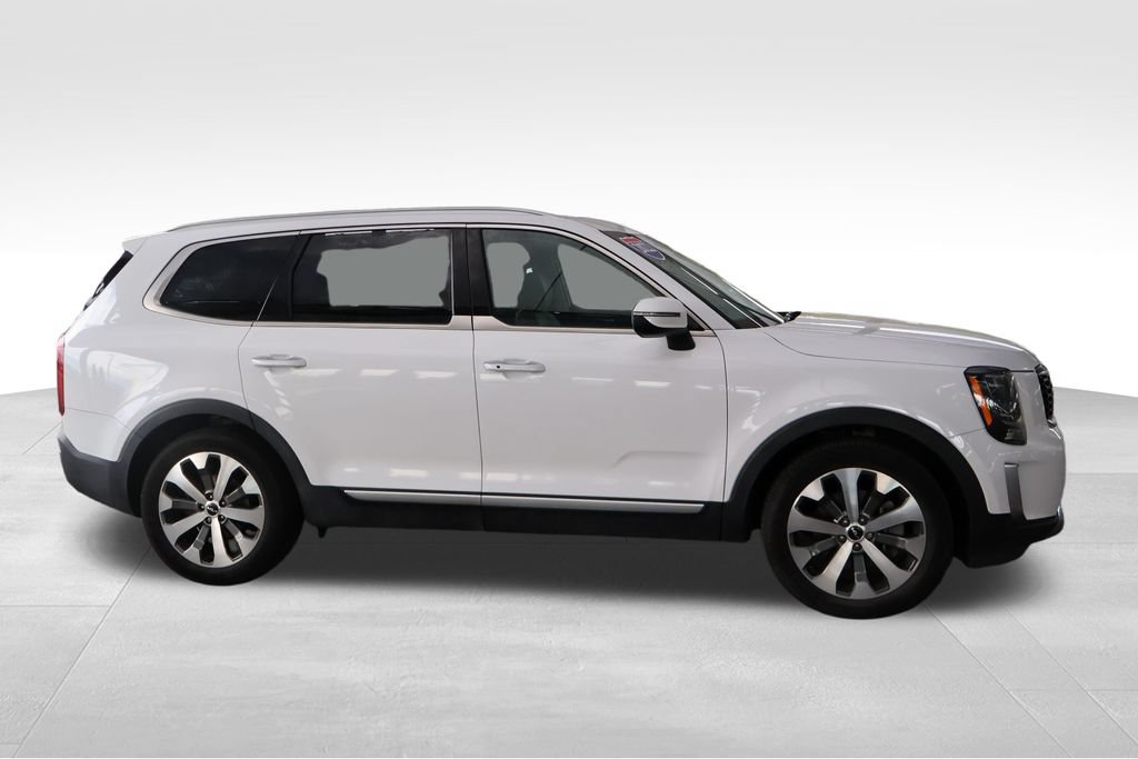 Used 2022 Kia Telluride S AWD/4WD image 19