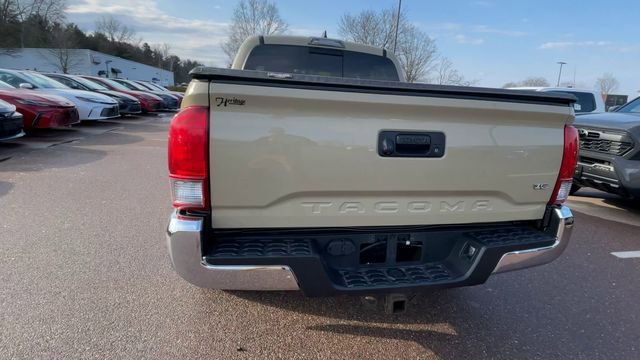 Certified 2017 Toyota Tacoma TRD Off-Road w/ Tow Package (A/T) image 3