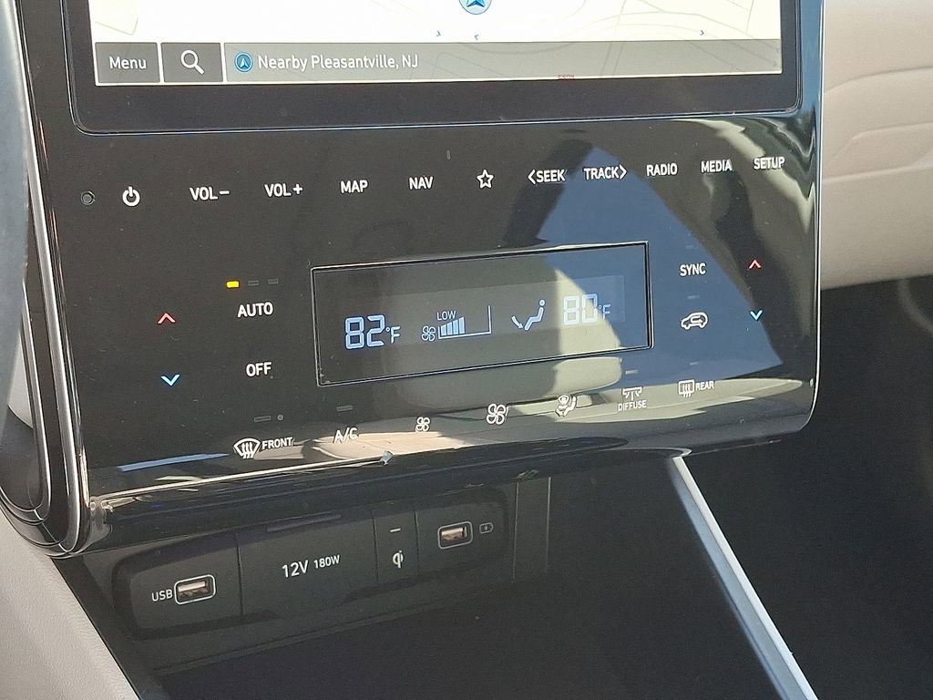 Used 2023 Hyundai Tucson Limited image 18