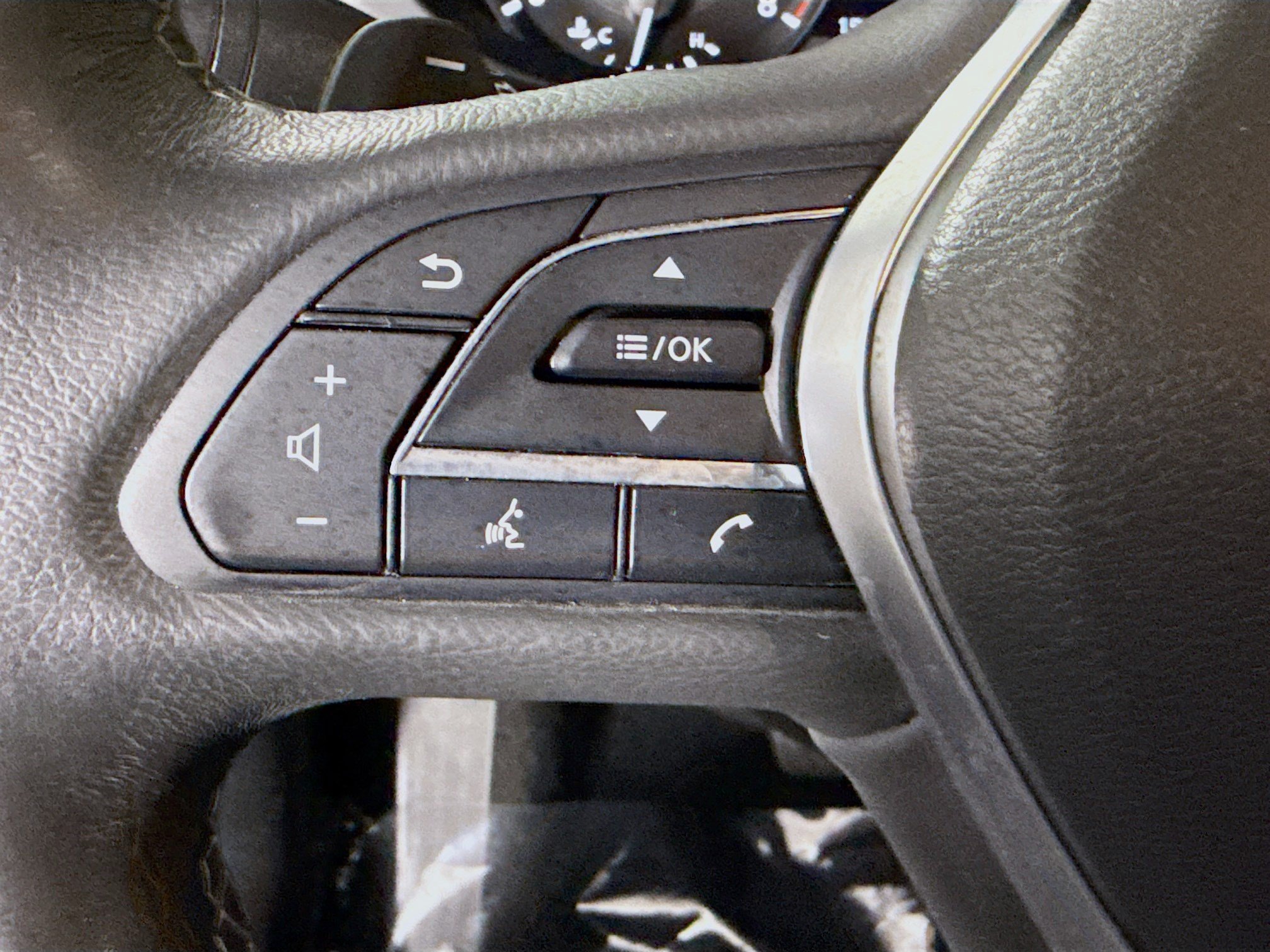 Used 2021 INFINITI QX50 Pure AWD/4WD image 14
