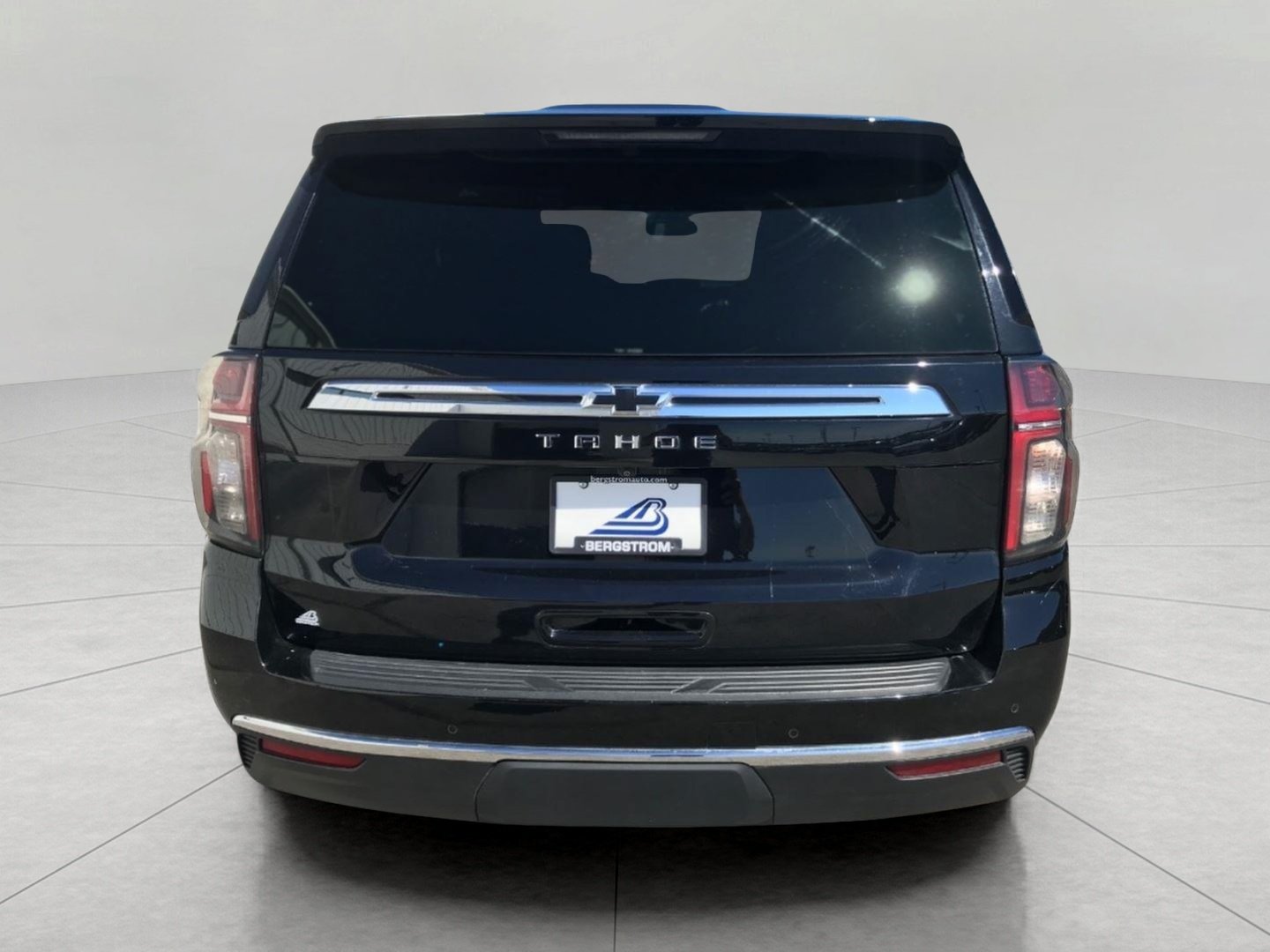 Used 2021 Chevrolet Tahoe LT w/ LT Signature Package AWD/4WD image 13