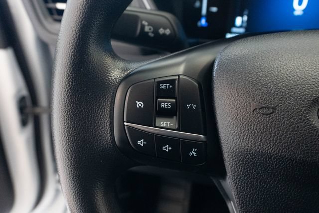 Used 2025 Ford Escape Active AWD/4WD image 11