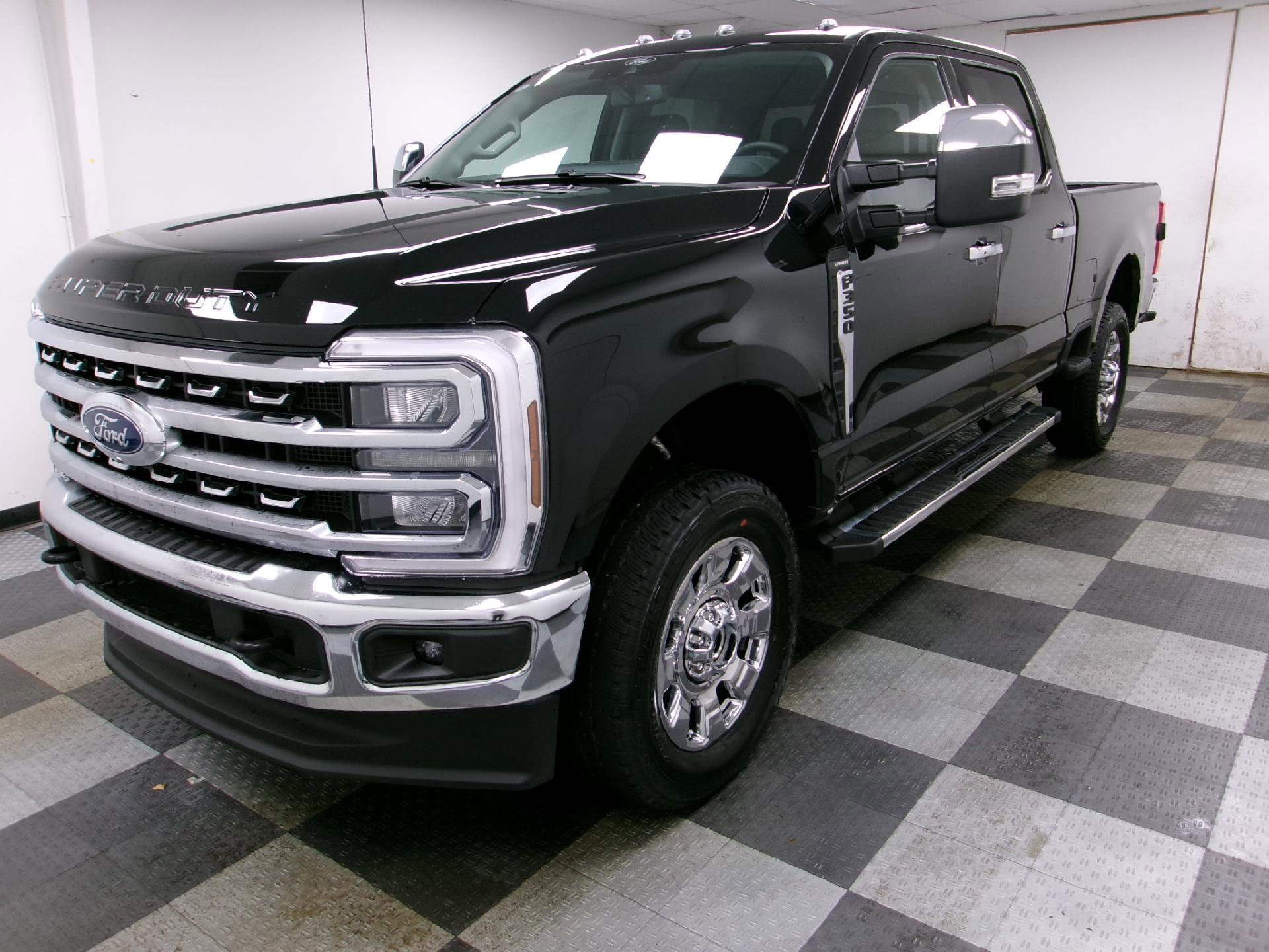 Used 2026 Ford F350 Lariat w/ Chrome Package