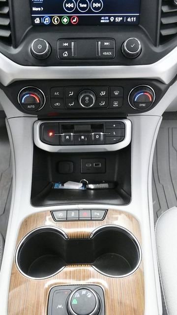 Used 2022 GMC Acadia SLE w/ LPO, Floor Liner Package AWD/4WD image 24