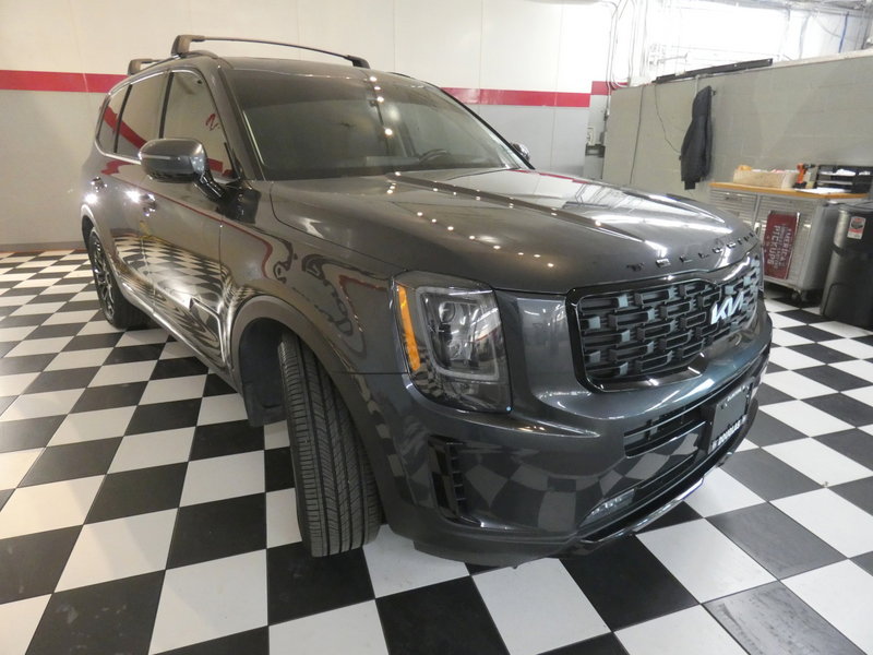 Used 2022 Kia Telluride SX image 3
