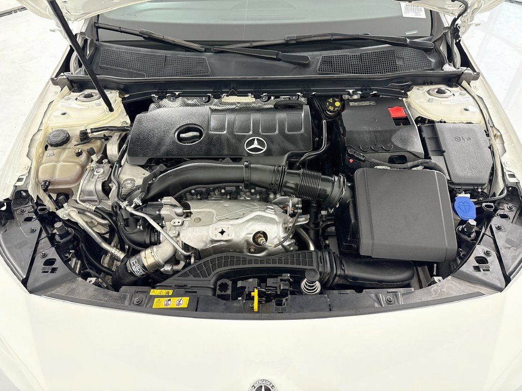 Used 2023 Mercedes-Benz CLA 250 image 29