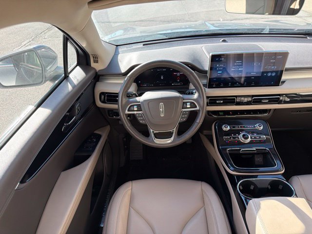 Certified 2023 Lincoln Nautilus FWD w/ Premium Package image 17