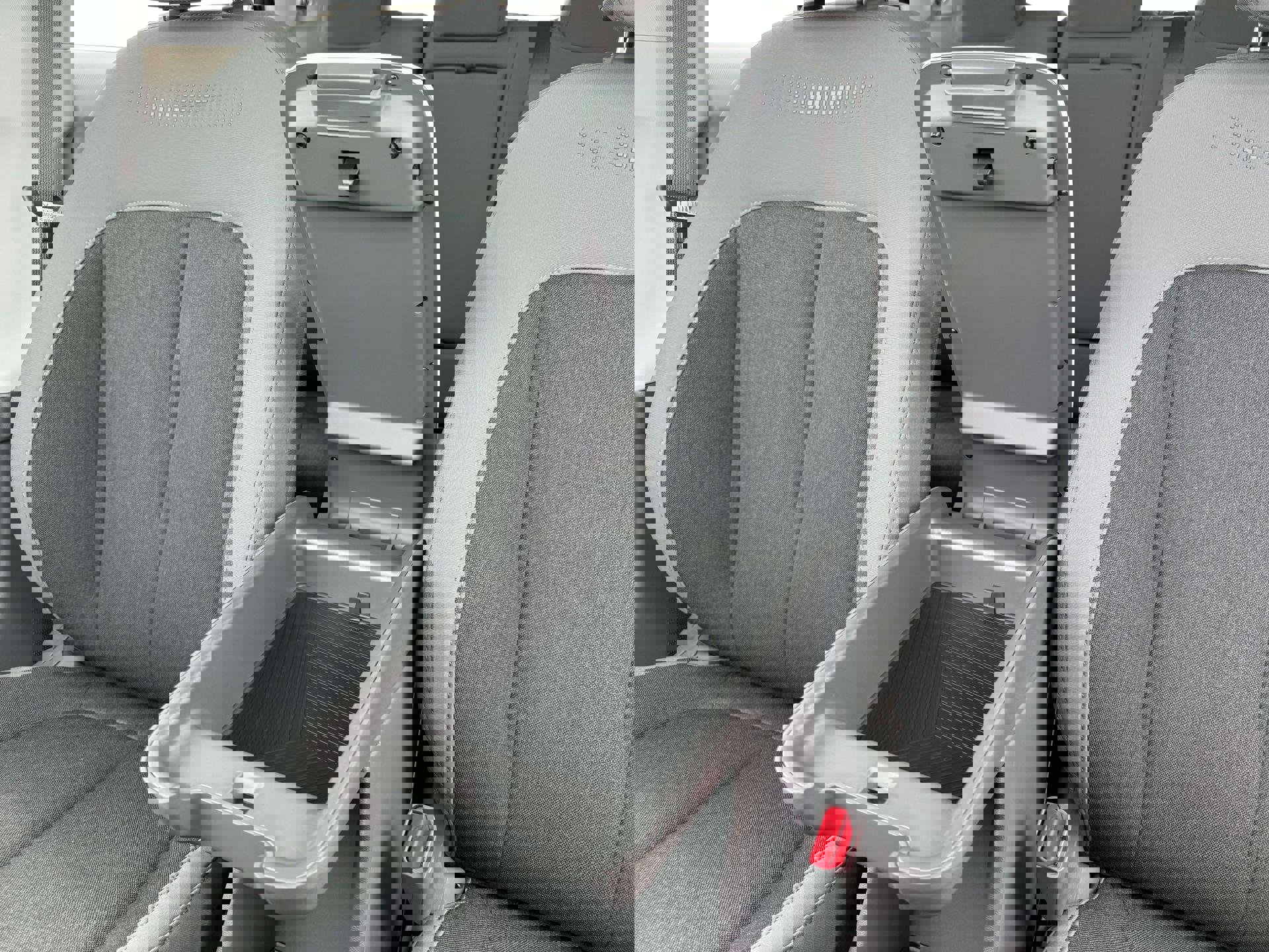 New 2025 Hyundai Ioniq 5 SE image 18