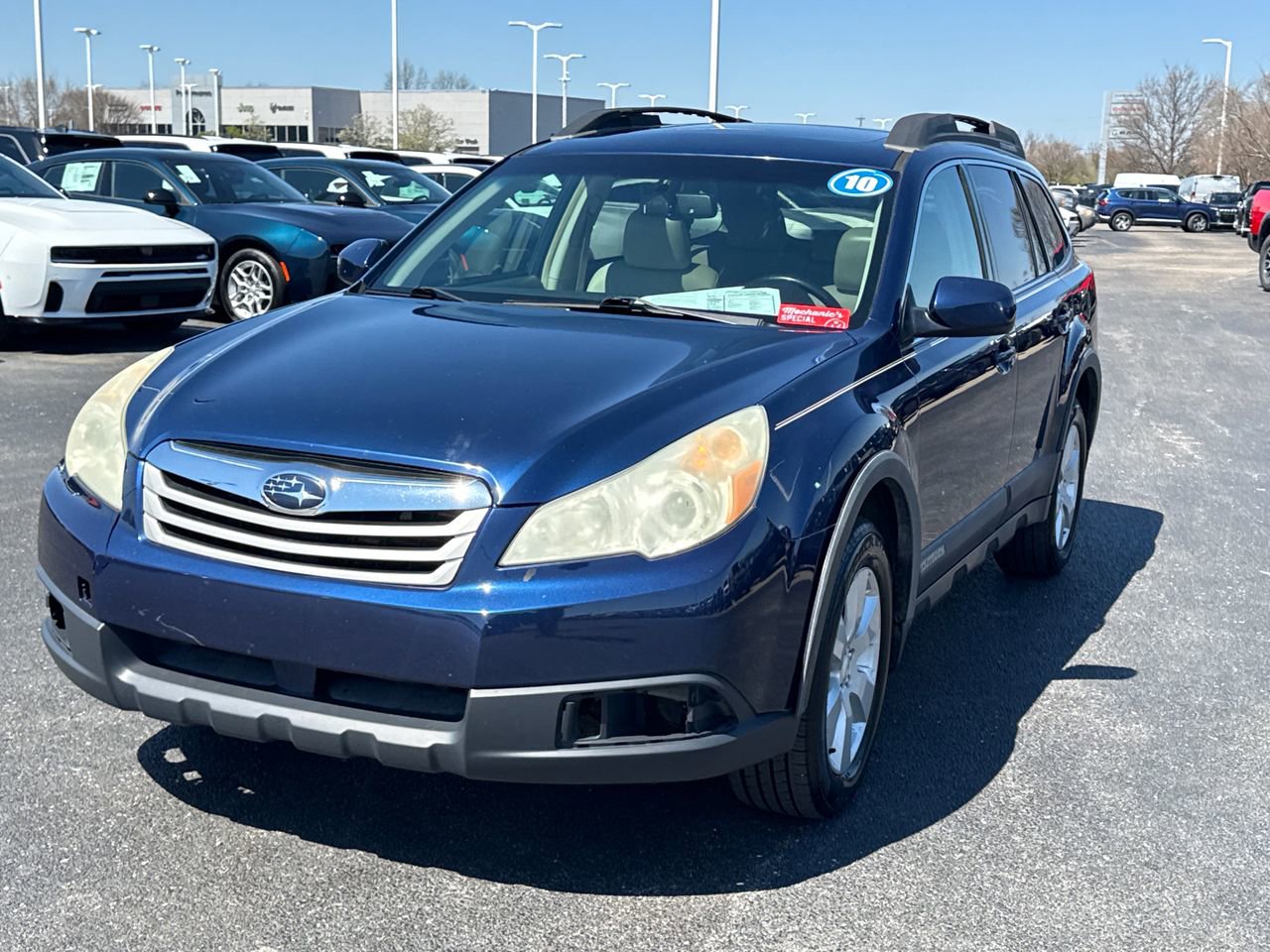Used 2010 Subaru Outback 2.5i Limited AWD/4WD image 7