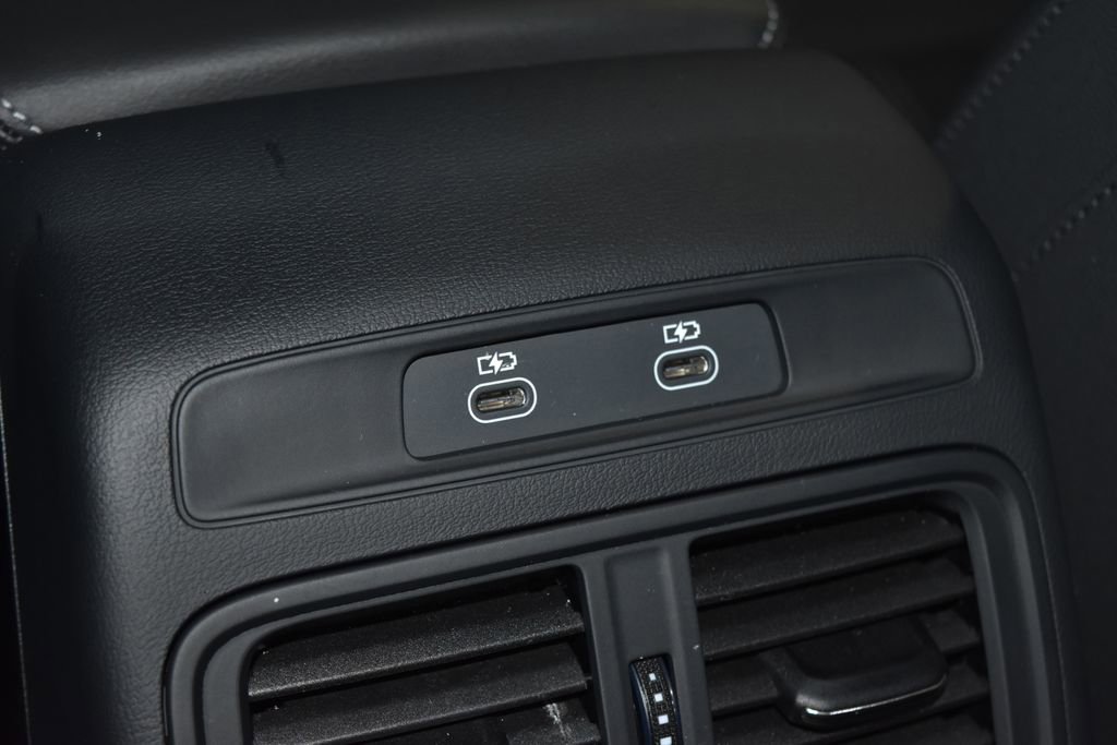 Certified 2025 Audi Q5 Premium w/ Convenience Package image 18