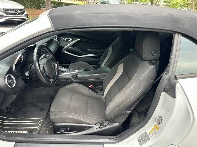 Used 2019 Chevrolet Camaro LT w/ RS Package RWD image 9